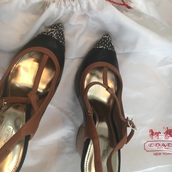 Coach Shoes - Picture 3 of 4